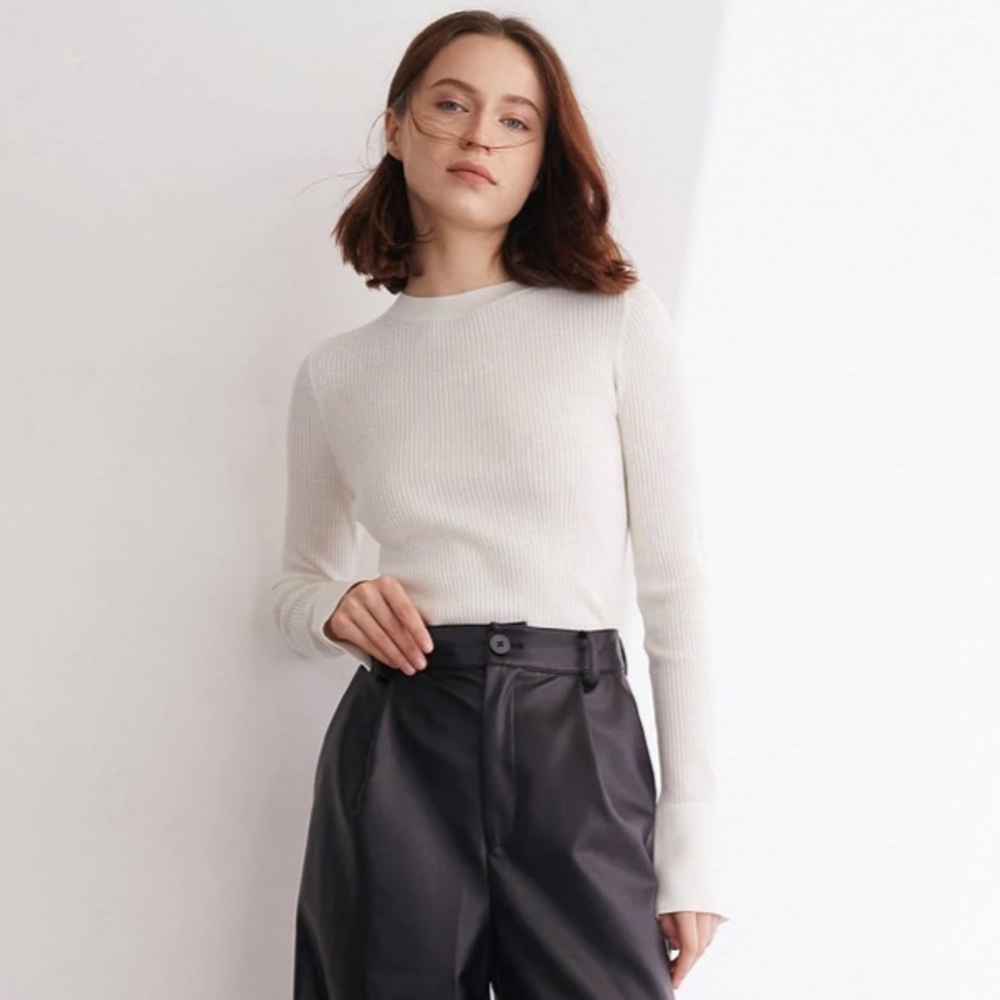 Jareth White Premium Wool Ribbed Sweater - Picture 3 of 4